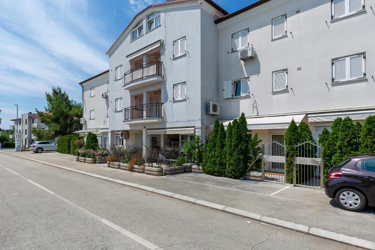Stylish Apartment Mediterraneo Porec Luaran gambar
